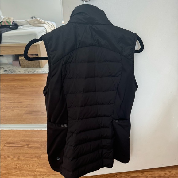 LIKE NEW* Lululemon Down For It All Vest - Picture 2 of 4